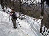 43 Passando sul vesante in ombra...molta neve